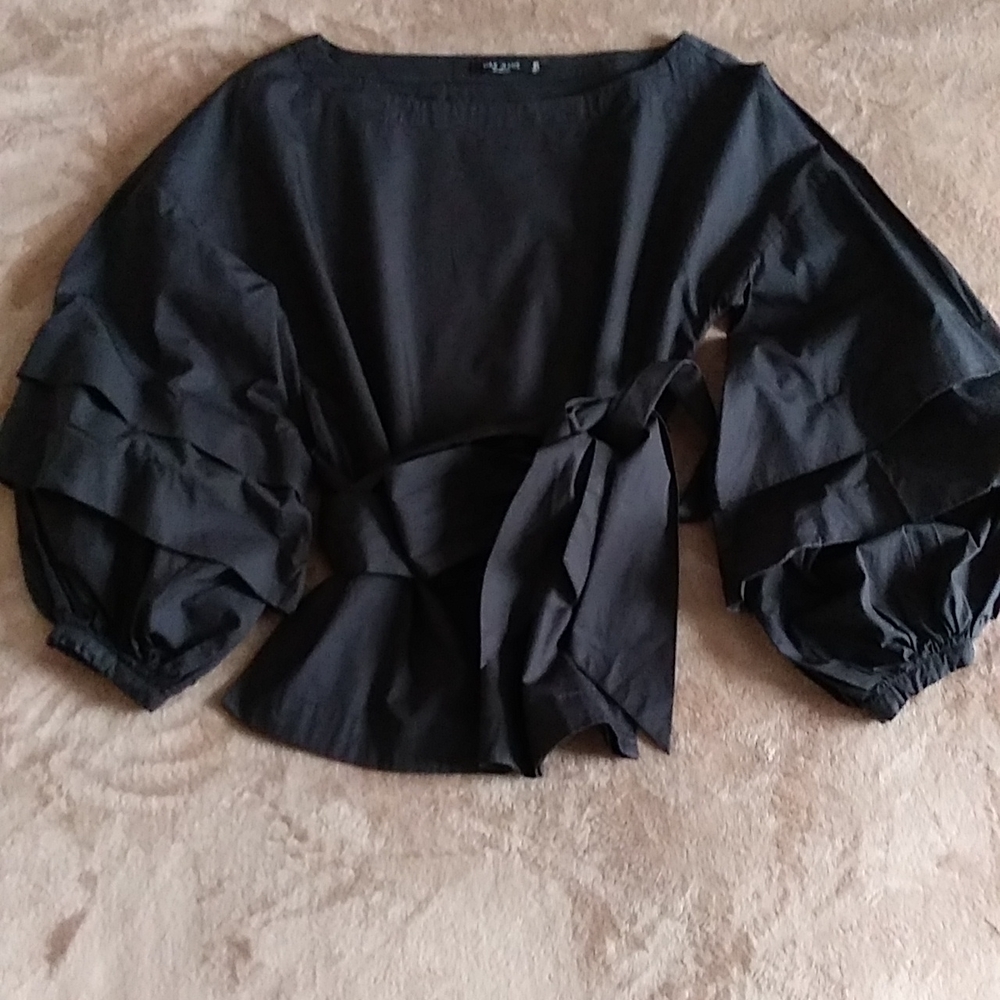Max Jeans Puff sleeve wrap black blouse. Size XS